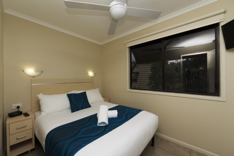 Bedroom 3, Reflections Red Rock - Holiday Park, Coffs Harbour - Pt B