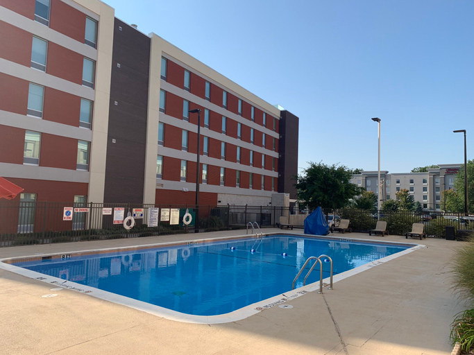 Sport & Beauty 5, Holiday Inn CHARLOTTE-AIRPORT CONF CTR by IHG, Mecklenburg