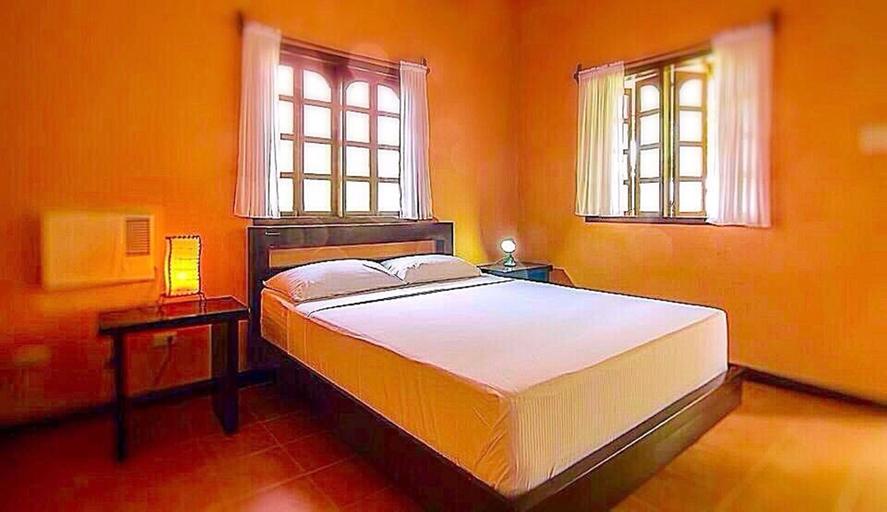 Bedroom 3, Puesta del Sol Beach Bungalows, Mambajao