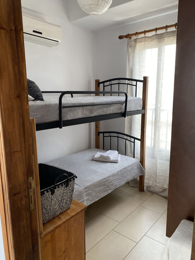 Bedroom 3, Seashell Apartments