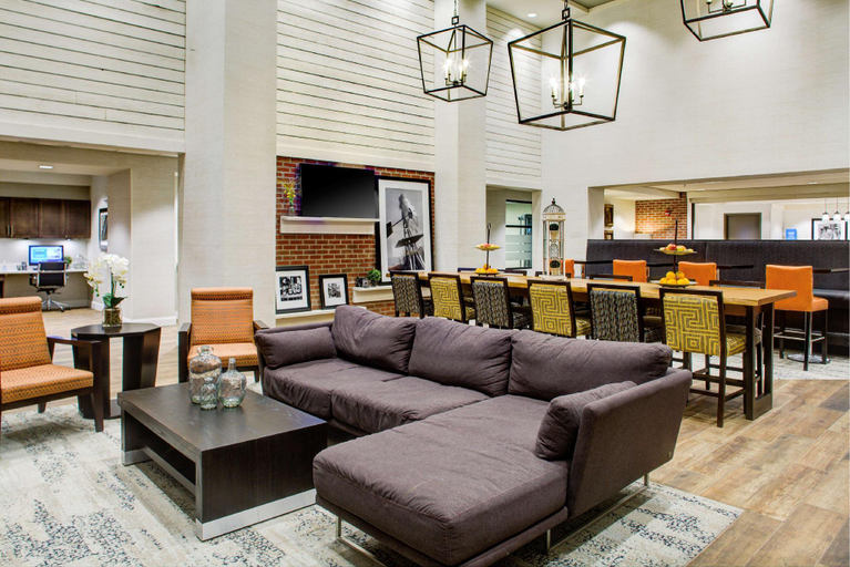 Public Area 2, Hampton Inn & Suites by Hilton Pittsburg Kansas Crossing, Crawford