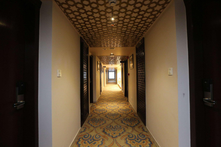 Public Area 2, Vesta Sapphire Jaipur - A City Center Hotel, Jaipur