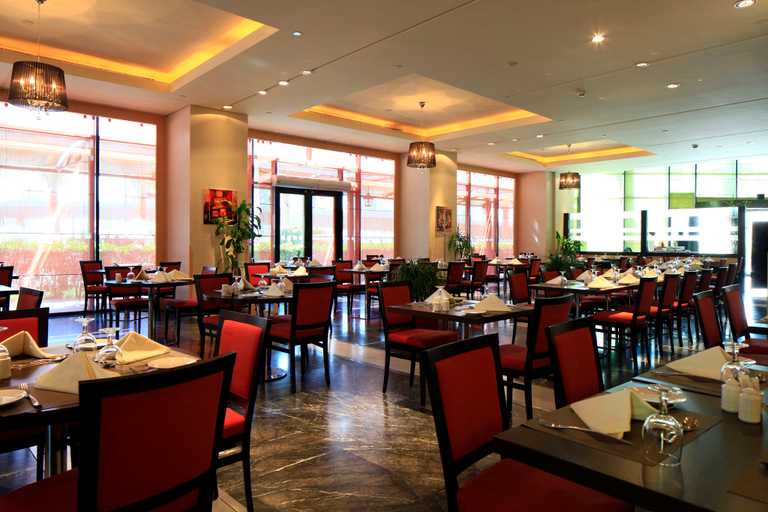 Food & Drinks 4, Holiday Inn RIYADH - OLAYA by IHG, Riyadh