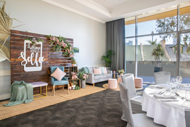 Food & Drinks 5, Holiday Inn SYDNEY - POTTS POINT by IHG, Sydney