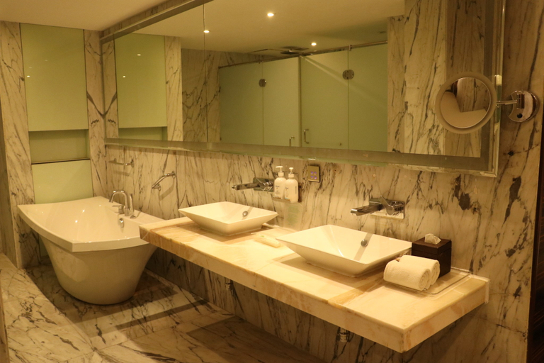 Bathroom, voco PANCHKULA, Panchkula