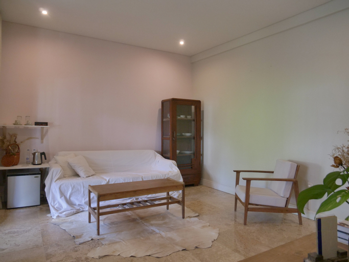 Kresna By The Sea By Kresna Hospitality - Tap to explore photos