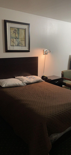 Bedroom, American Motel, Milwaukee