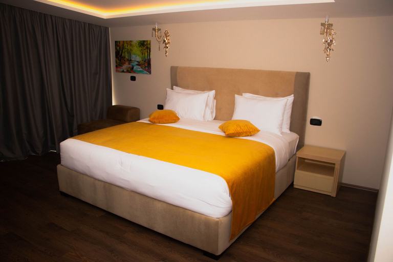 Bedroom 3, Albanopolis Hotel, Tiranës