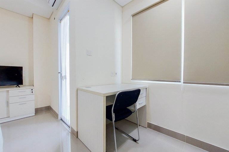 Others 3, Comfort And Homey Studio Apartment At B Residence, Tangerang Selatan
