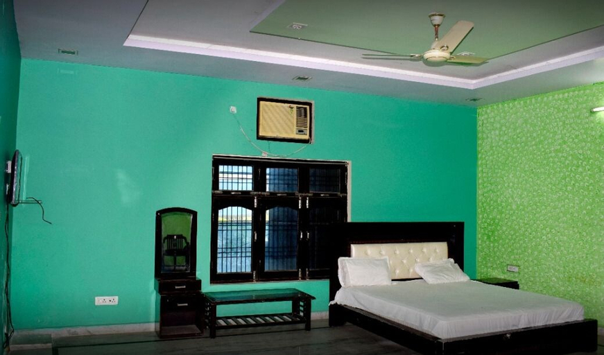 Bedroom 4, Hotel Shakshi, Azamgarh