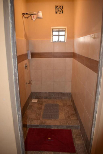 Bathroom 2, Kileefarm Cottages, Matungulu