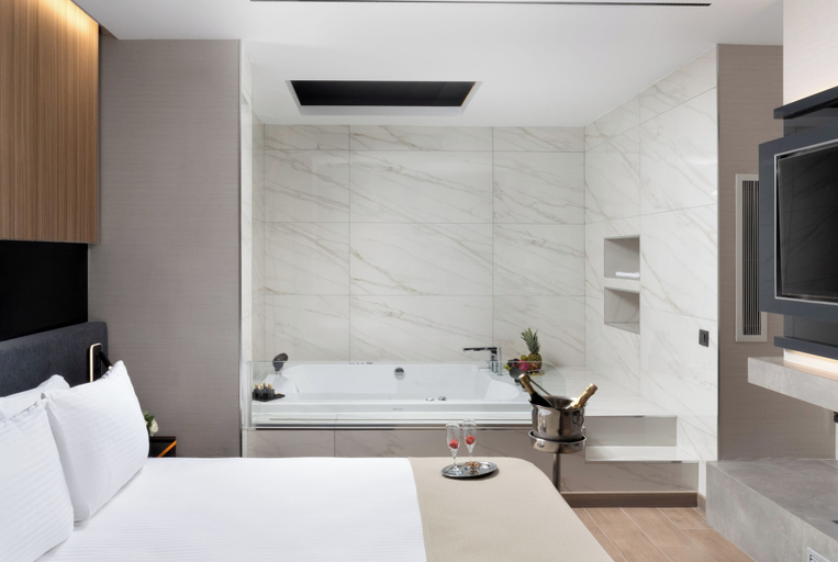 Bedroom 5, Nish Palace Besiktas, Beşiktaş