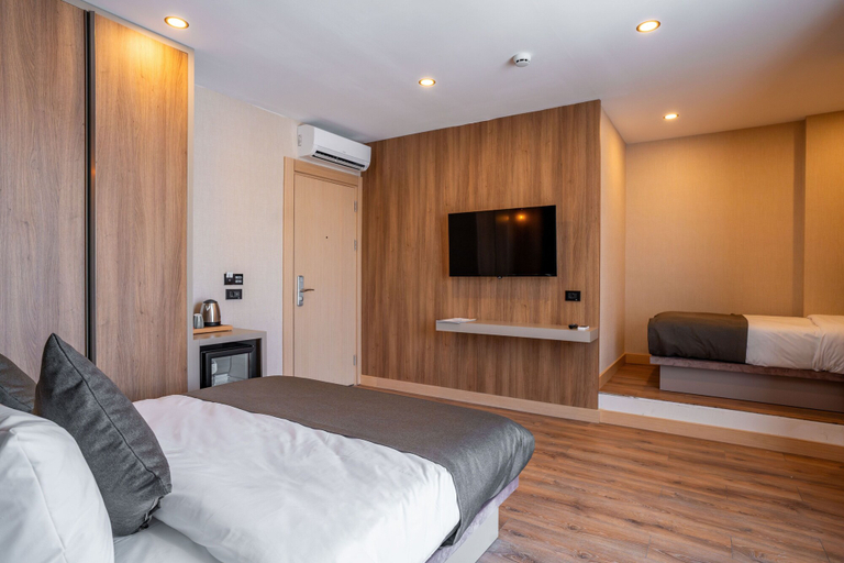 Bedroom 2, Perast City Hotel, Antalya