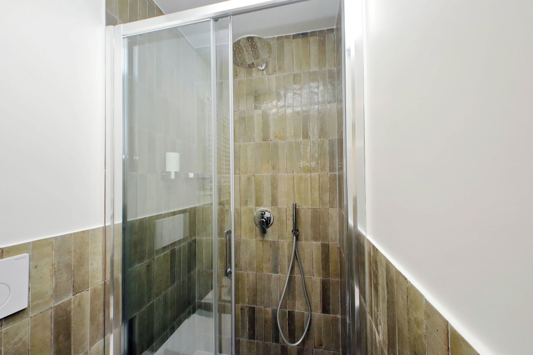 Bathroom 5, Montebello - Rooms, Rome