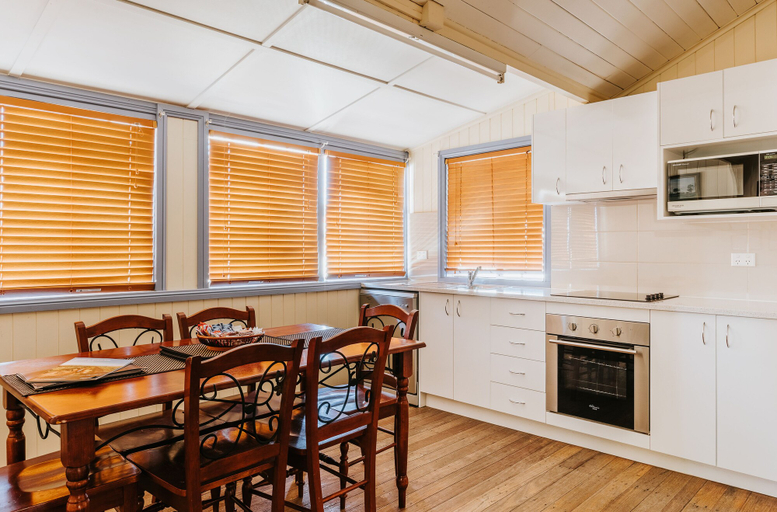 Others 4, Apple Blossom Cottage, Stanthorpe