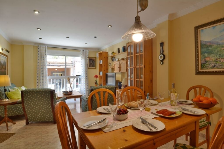 Others 5, Townhouse 200mts to the beach, Baleares