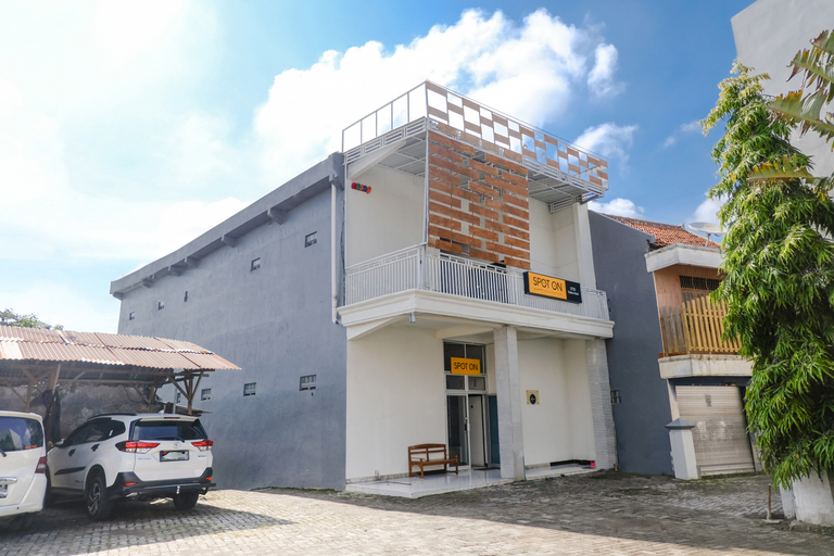 Exterior & Views, OYO 92995 Villa Ragill, Bogor