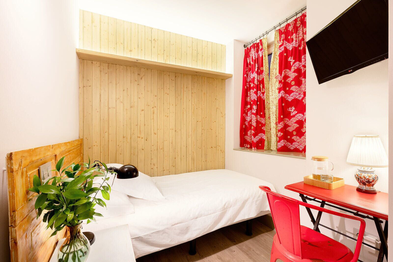 Bedroom 4, Okako Hotel, Guipúzcoa