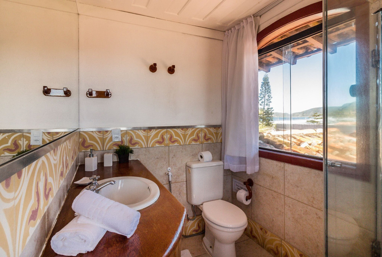 Bathroom 4, Villeblue, Armação dos Búzios
