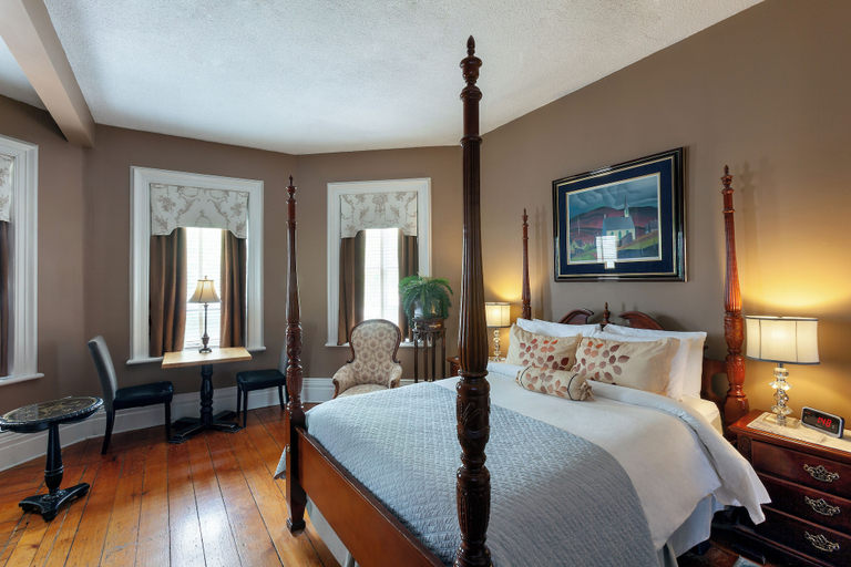Bedroom 3, Breadalbane Inn, Wellington