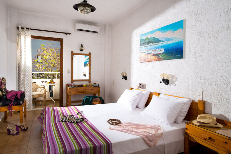 Bedroom 3, Floral Hotel, Crete