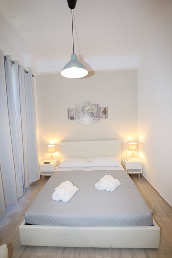 Bedroom 4, Unique Luxury Apartment and Rooms, Rome