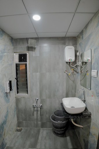 Bathroom 5, Hotel Royal Accord, Surat