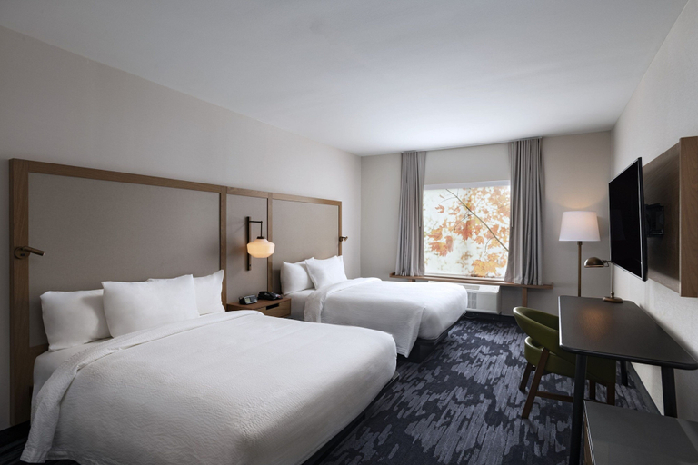 Bedroom 4, Fairfield Inn & Suites by Marriott Waller, Houston