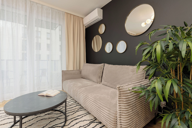 Others 1, Warsaw Apartament Praga + AC by Renters, Warsaw