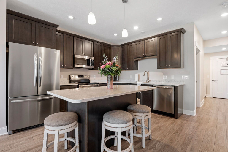 Others 5, 539 Bay St. Lake View Condo Unit 104E, Grand Traverse