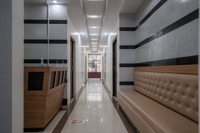 Others 1, Nova Inn, Gorakhpur