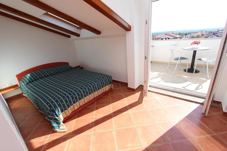 Bedroom 2, Apartments Elida, Rovinj