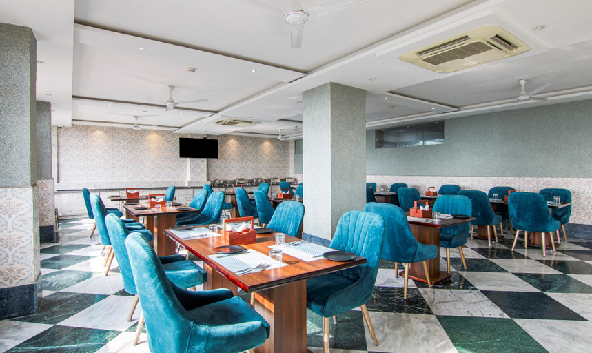 Food & Drinks 5, Treebo Trinetar International, Jammu