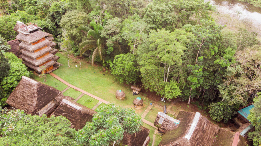 Others 4, Caiman Lodge, Putumayo