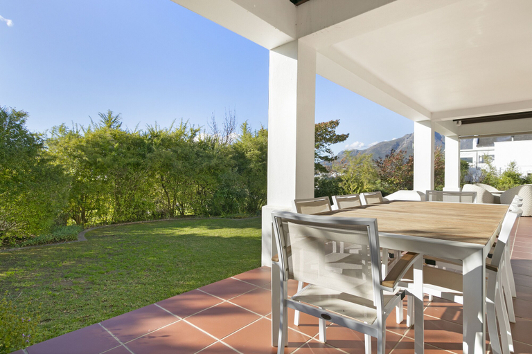Others 5, Winelands Golf Lodges 3, Cape Winelands