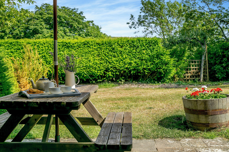 Others 5, Beachy Barn, East Sussex