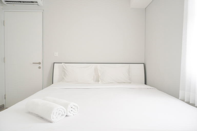 Modern and Comfortable 1BR Mahata Margonda Apartment By Travelio, Depok