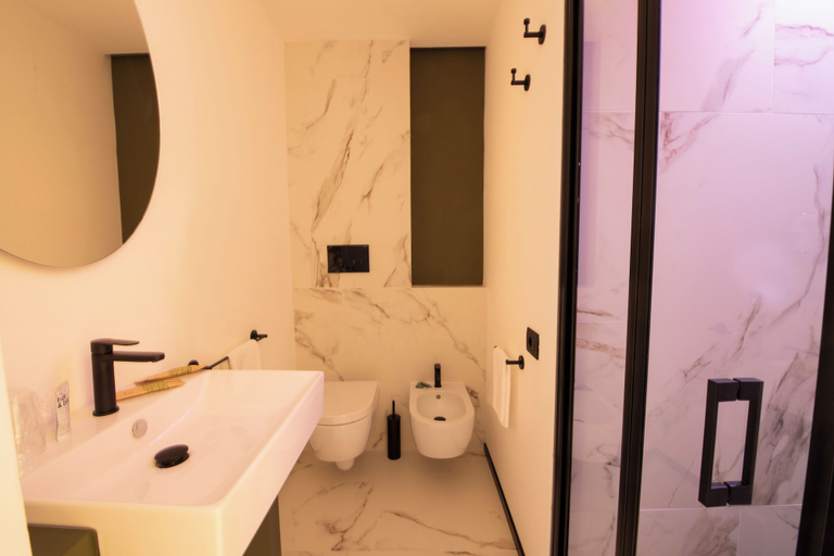 Bathroom 5, The City Hotel Ancona, Ancona