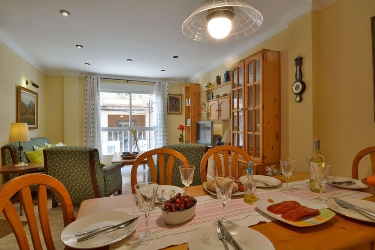 Others 4, Townhouse 200mts to the beach, Baleares