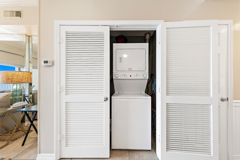 Others 5, Royal Palms 1303, Baldwin