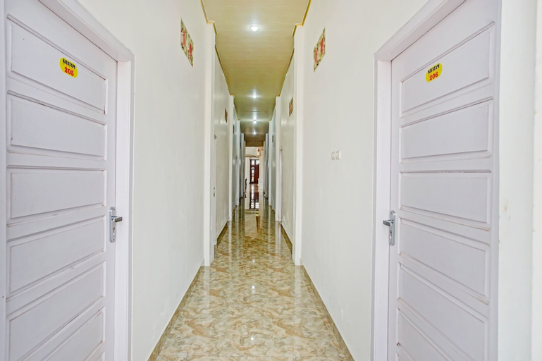 Public Area 2, OYO 90585 Saka Ganta Guest House Syariah, Central Lampung