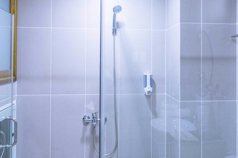 Bathroom 5, Victory Hotel, Tây Ninh