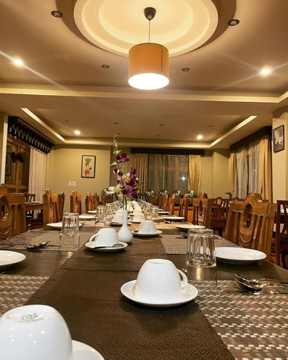 Food & Drinks 4, Hotel Dorjiling, Wangchang
