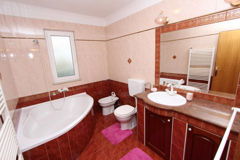 Bathroom 3, Apartments Divna, Rovinj