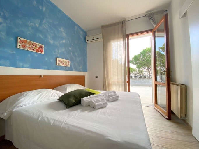 Bedroom 4, Hotel MarYsierra, Pesaro E Urbino