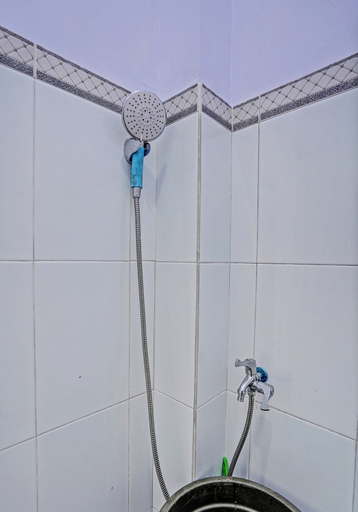 Bathroom 3, Hotel O Niza Guesthouse Syariah, Banyuwangi