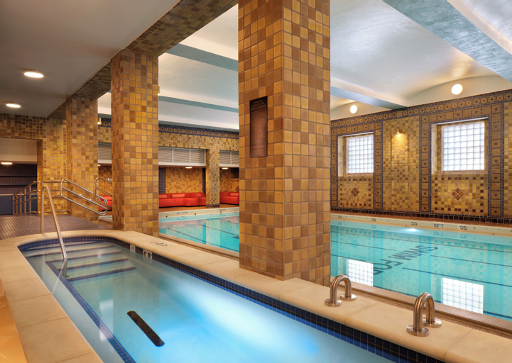 Sport & Beauty 3, 21C Museum Hotel St Louis, Saint Louis