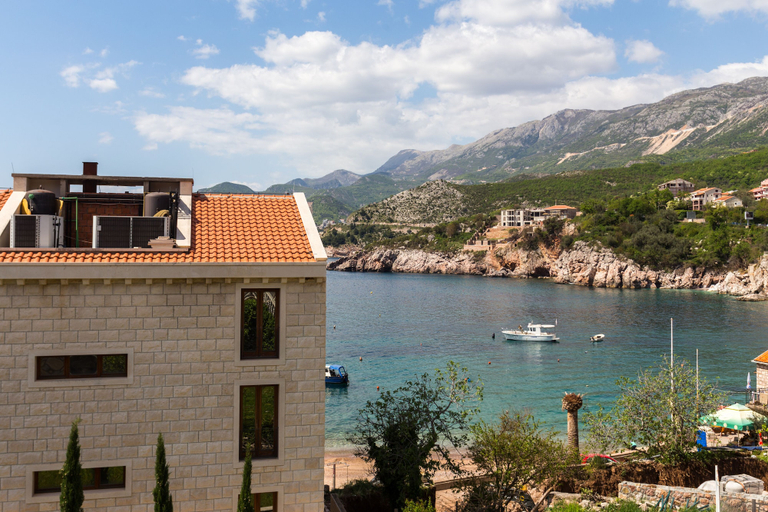 Exterior & Views, Varja Apartments