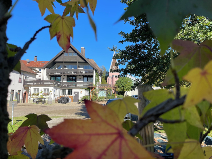 Exterior & Views 2, Hirschenstube Gästehaus Gehri, Emmendingen