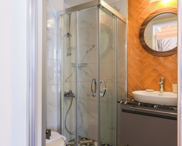 Bathroom 5, SIĞACIK GAEA HOTEL, Seferihisar